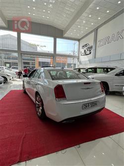 كرايسلر 300